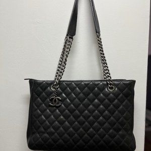 CHANEL BLACK LARGE  CAVIAR LEATHER TOTE HAS SOLD!!!!!